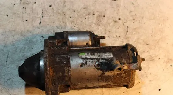 Audi A4 S4 B6 8E 8H Starter motor 068911024E