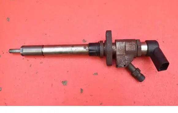 Ford Mondeo MK IV Fuel injector 9657144580