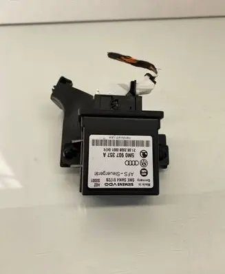 Volkswagen Touran I Light module LCM 5M0907357A 5WK49172B