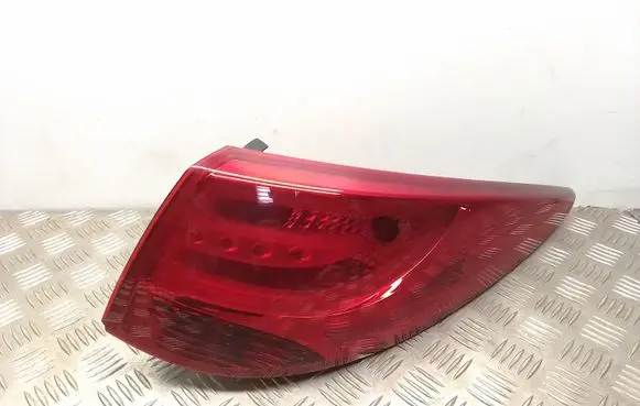 Hyundai Tucson TL Rear/tail lights 924022S02