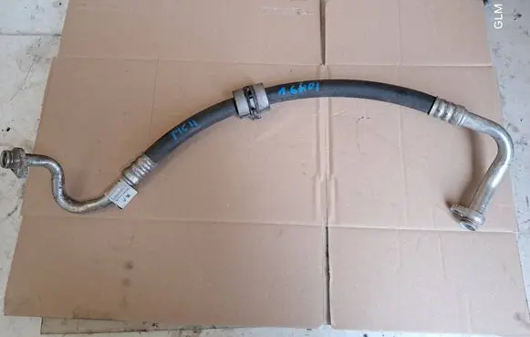 Citroen C4 Grand Picasso Air conditioning (A/C) pipe/hose 9806581680