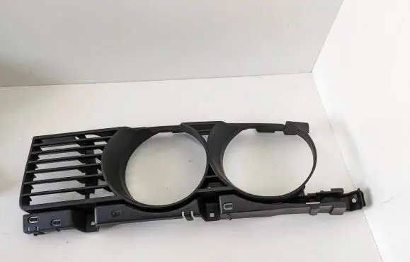 BMW 5 E34 Under headlight/headlamp trim 51131944138