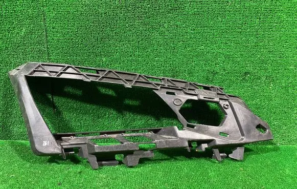 Skoda Kodiaq Front bumper mounting bracket 565807056