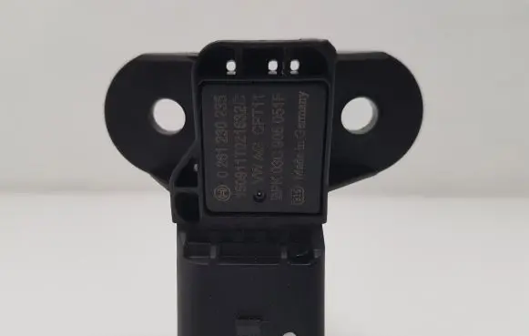 Volkswagen Up Air pressure sensor 03C906051F 0261230235
