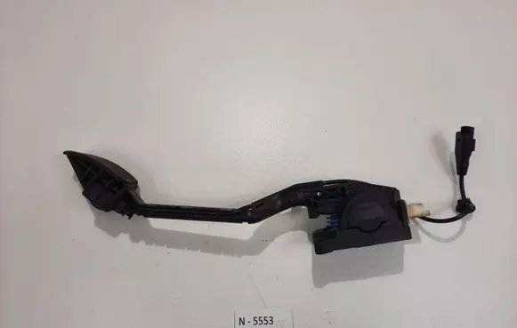 Peugeot 607 Accelerator throttle pedal 9651510780
