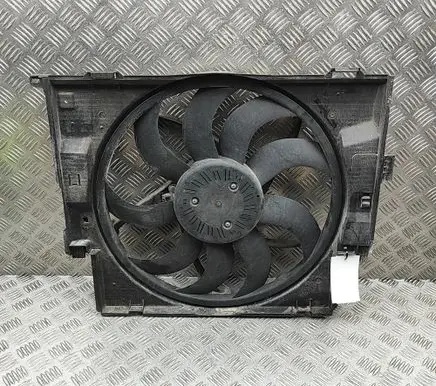 BMW 4 F32 F33 Radiator cooling fan shroud 8641946 5020645
