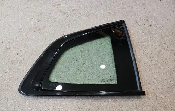 BMW X3 G01 Rear side window 7388828