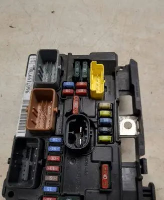 Citroen DS3 BSM Control unit 9667199780