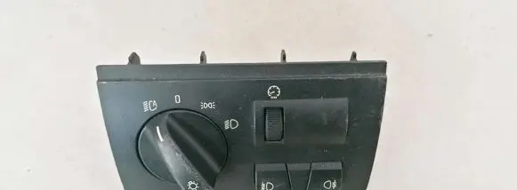 BMW X5 E53 Light switch 6909775 037045061