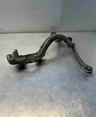 Audi A6 S6 C6 4F Front wheel hub spindle knuckle 4F0407241