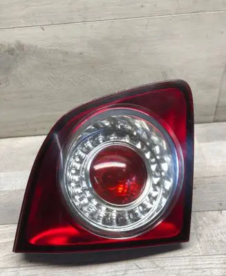Volkswagen Golf Plus Tailgate rear/tail lights 964962 5M0945093H