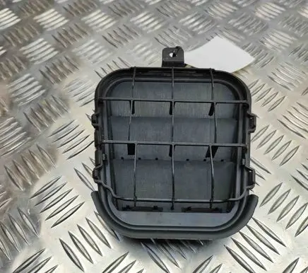 Audi TT TTS RS Mk3 8S Quarter panel pressure vent 4G9819181B