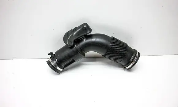 Audi Q7 4L Air intake duct part 06E129629R