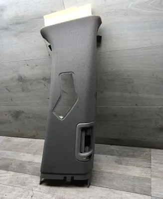 Volvo XC70 (B) pillar trim (top) 06E5365