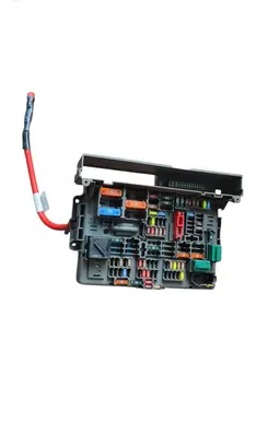 BMW 3 E90 E91 Fuse module 106887