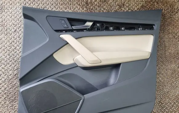 Audi Q5 SQ5 Front door card panel trim