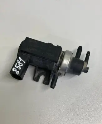 Audi A3 S3 8L Turbo solenoid valve 1J0906627 72290320