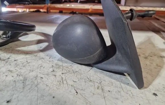 Toyota Aygo AB10 Manual wing mirror 879100H010