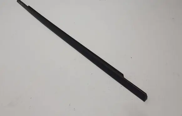 Nissan X-Trail T33 Rear door trim (molding) 828206RA0A