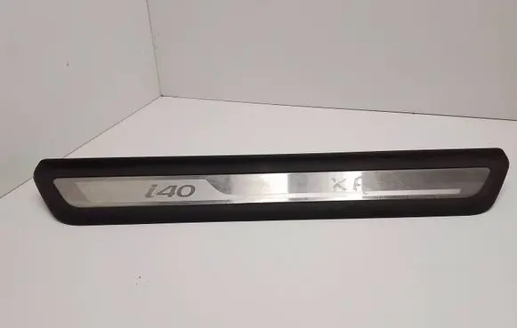 Hyundai i40 Front sill trim cover 858733Z100 A049100