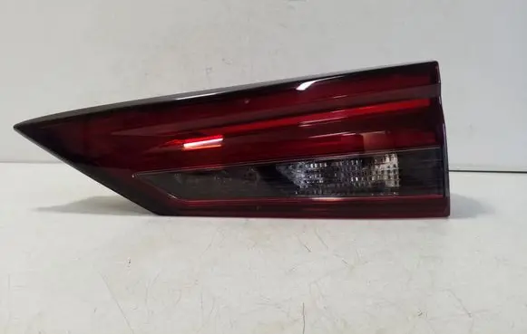 Nissan Qashqai J12 Tailgate rear/tail lights 2268D02F 2268D03F