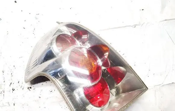 Toyota Corolla Verso AR10 Rear/tail lights