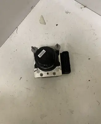 Toyota Yaris ABS Pump 895410D170