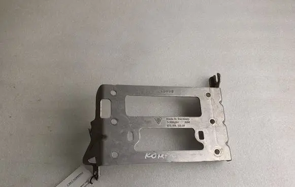 Porsche Panamera (970) Engine control unit holder 97061812901 46W09
