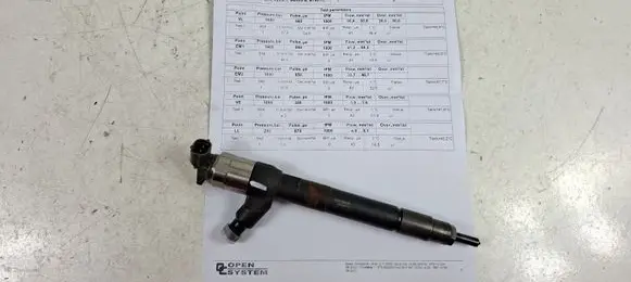 Opel Astra K Fuel injector 55578075