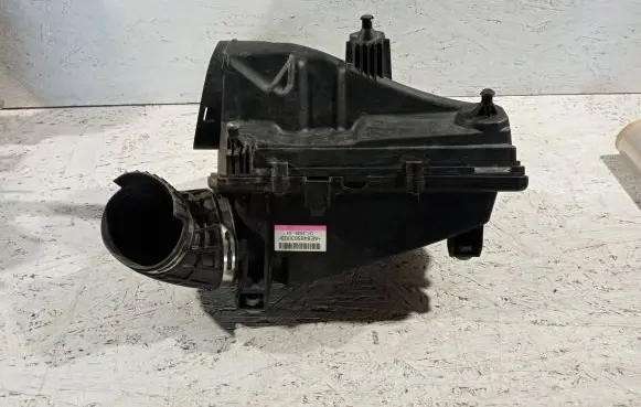 BMW X5 F15 Air filter box 19846510