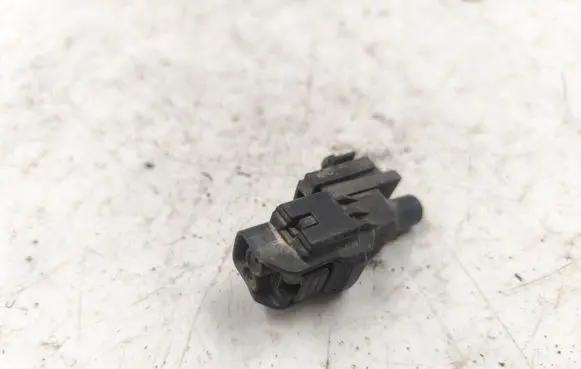 Subaru Legacy Outside/exterior temperature sensor 0775004220