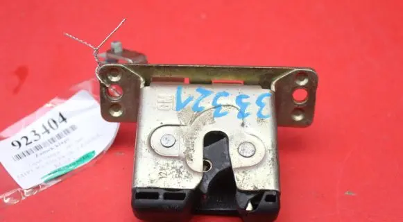 Opel Vectra B Tailgate/trunk/boot lock/catch/latch 09130569