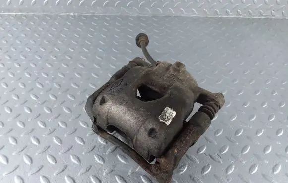 Dacia Sandero III Front brake caliper 410005595R