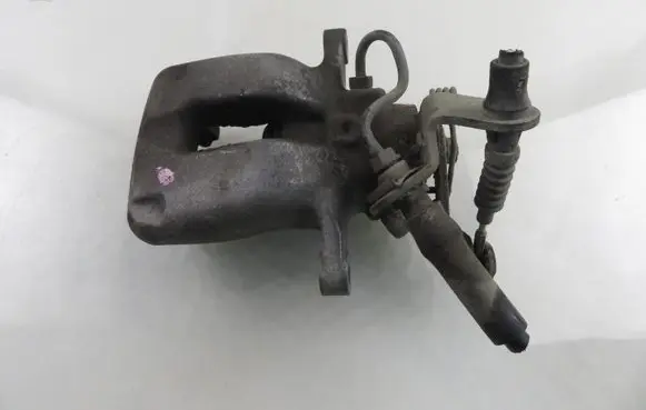 Volkswagen Golf V Rear brake caliper