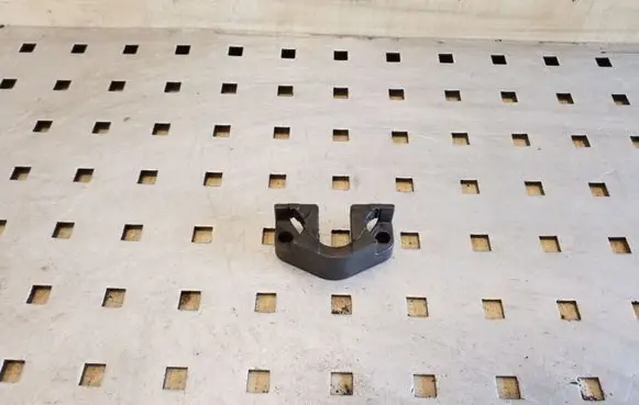 BMW 5 E60 E61 Fuel Injector clamp holder