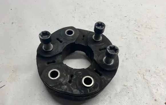 Chevrolet Camaro Rear prop shaft donut coupling/joint 2080071