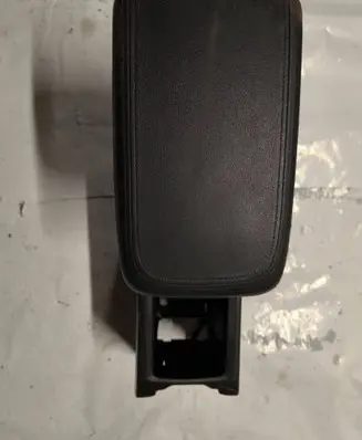 Chevrolet Captiva Armrest
