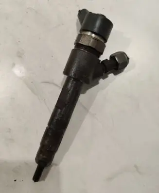 Renault Scenic II - Grand scenic II Fuel injector 0445110230 8200389369
