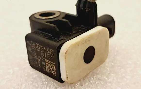 Skoda Fabia Mk2 (5J) Airbag deployment crash/impact sensor 2H0959351 101214200