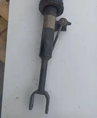 BMW 5 F10 F11 Front shock absorber/damper