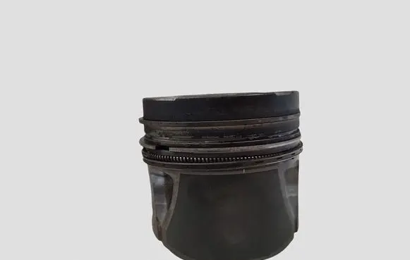 Opel Mokka Piston