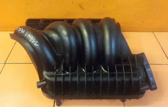 Mercedes-Benz CLK A209 C209 Intake manifold A611090 SSACY