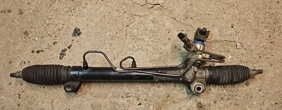 Nissan X-Trail T30 Steering rack