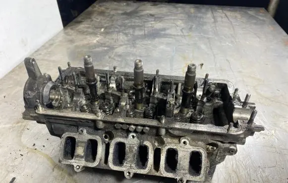 Audi A6 S6 C5 4B Engine head 059e