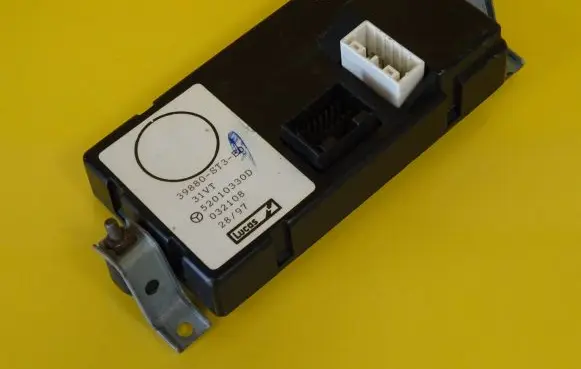 Honda Civic Immobilizer control unit/module 52010330D 39880-ST3-E0 39880ST3E0