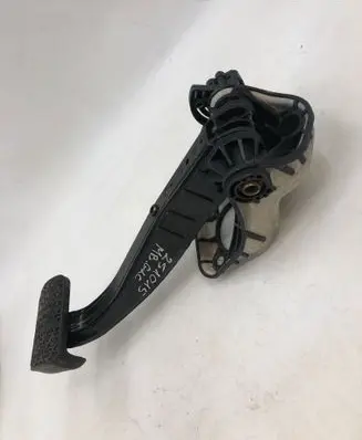 Mercedes-Benz GLC C254 Brake pedal A2062906100