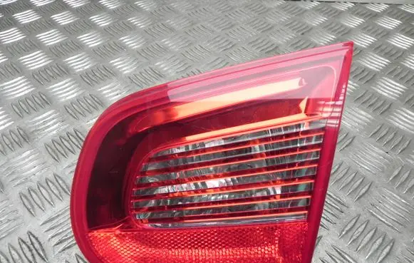 Volkswagen Eos Rear/tail lights 1Q0945094
