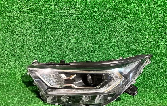 Toyota RAV 4 (XA50) Headlight/headlamp