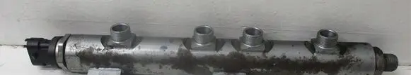Citroen C5 Fuel main line pipe