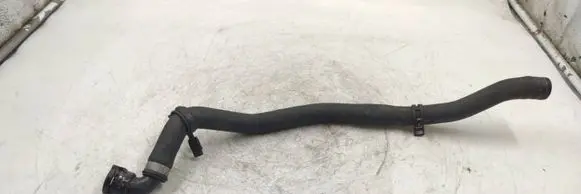 BMW X3 E83 Engine coolant pipe/hose 